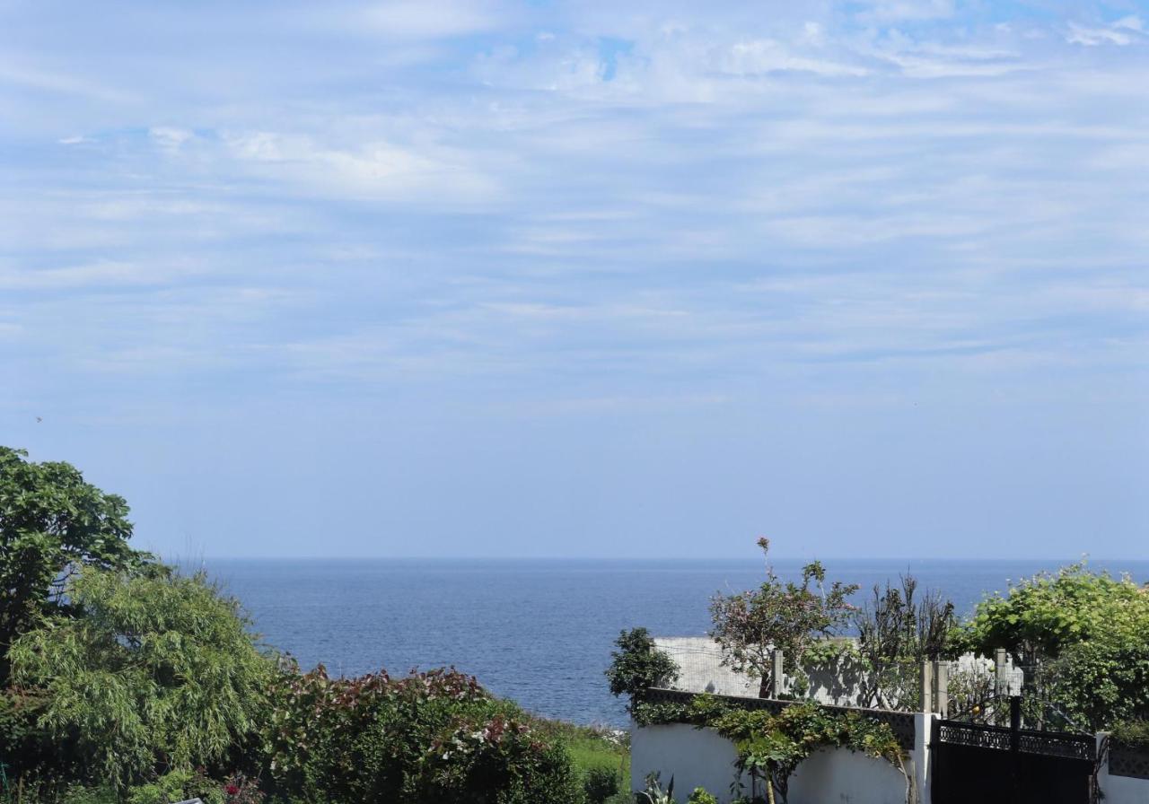 Vistas Al Mar Apartment Porto de Espasante Luaran gambar